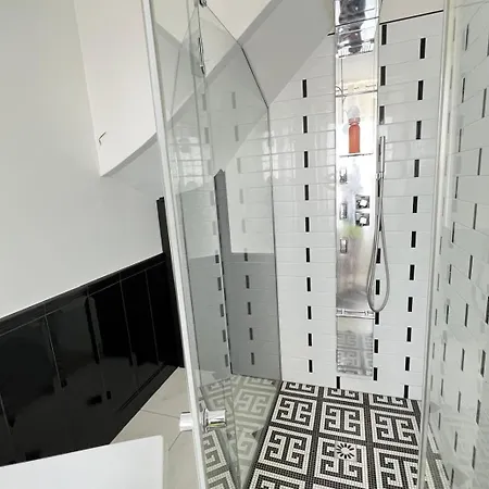 Particulier - 5 Minutes De Villa